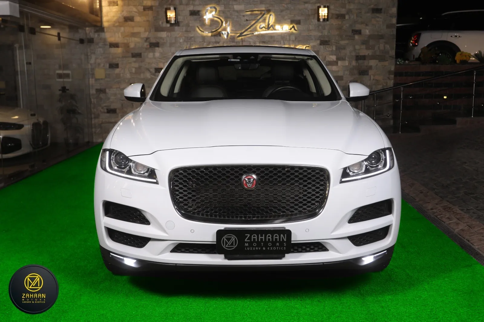 Jaguar F Pace 2019